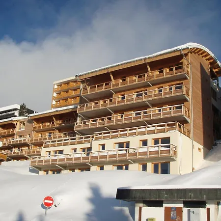 Apartment In Chamrousse Near Cable Car *